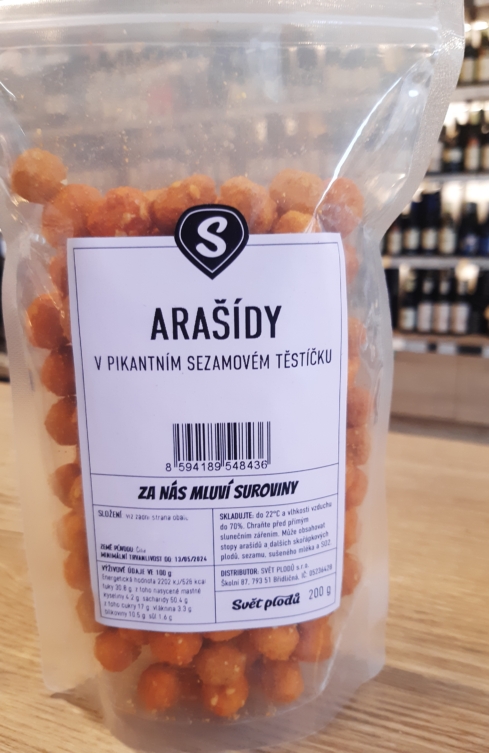 Arašídy v pikantním sezamovém těstíčku